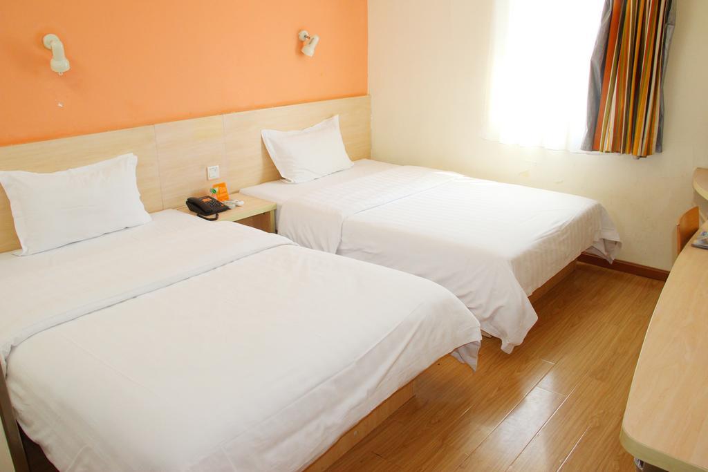 7Days Inn Guangzhou Tianhe Tianpingjia Subway Station Bilik gambar