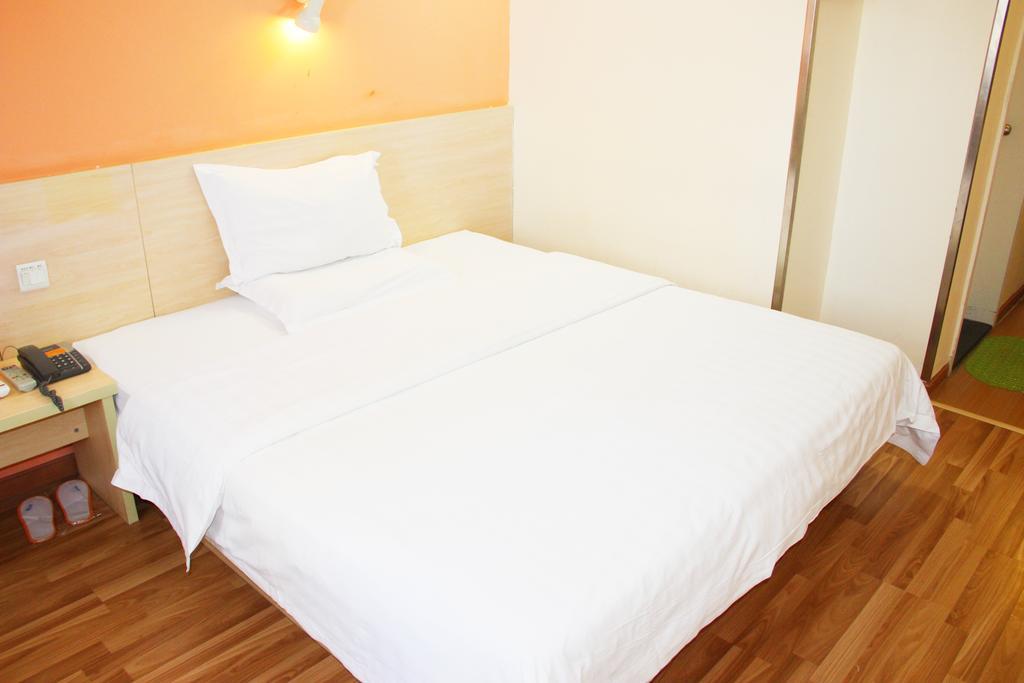 7Days Inn Guangzhou Tianhe Tianpingjia Subway Station Bilik gambar