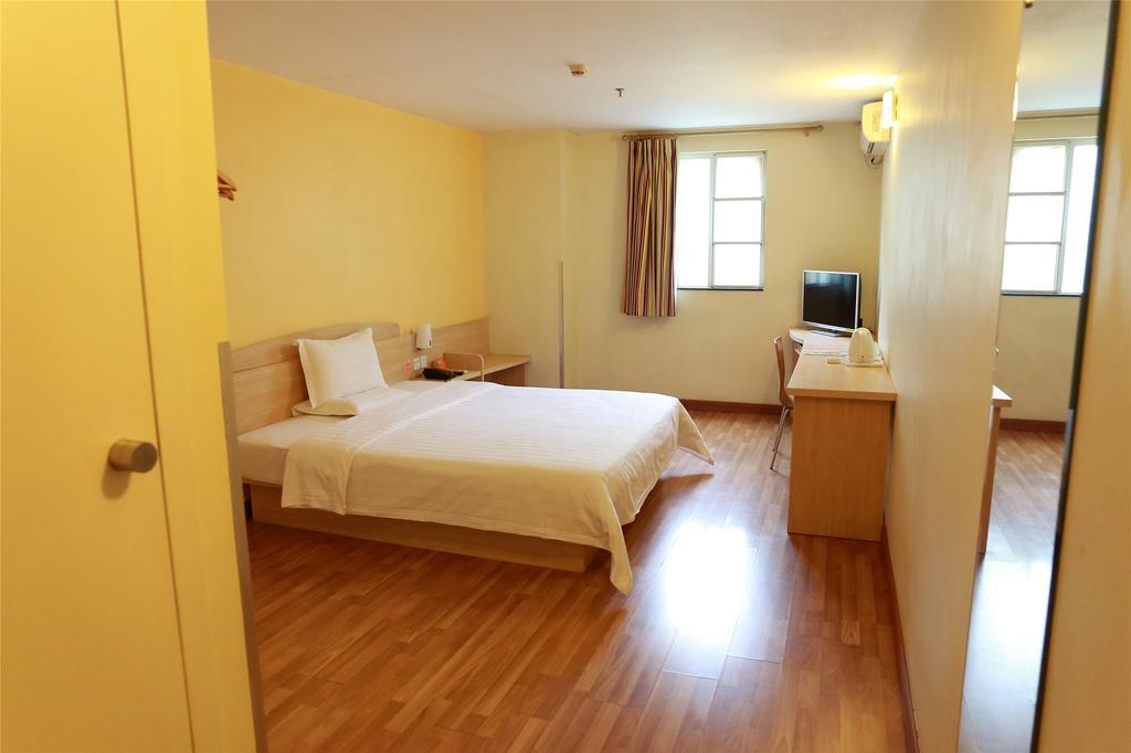 7Days Inn Guangzhou Tianhe Tianpingjia Subway Station Bilik gambar