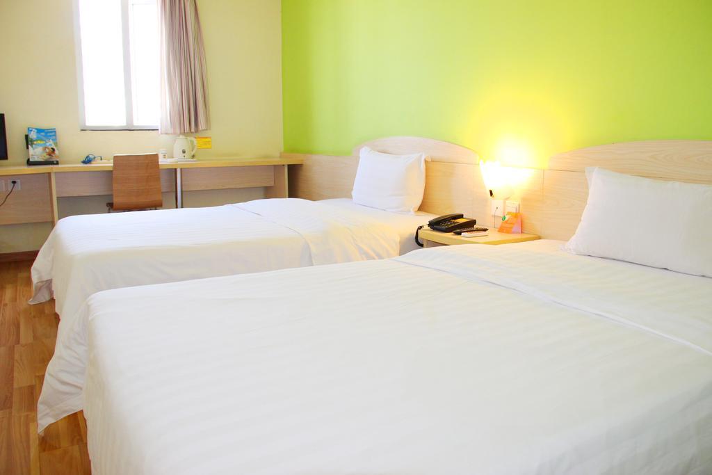 7Days Inn Guangzhou Tianhe Tianpingjia Subway Station Bilik gambar